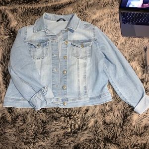 LightWash Stretch Jean Jacket